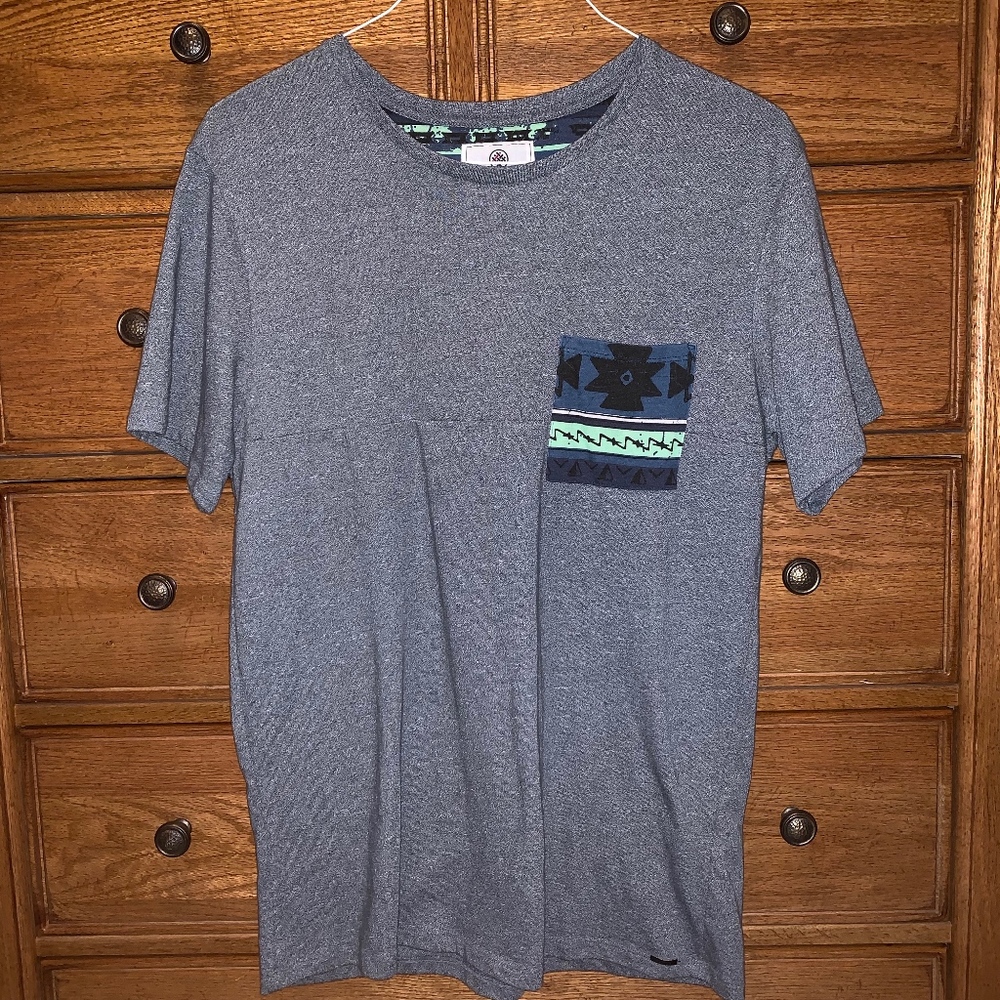 NWOT On The Byas T-shirt (Mens Large)